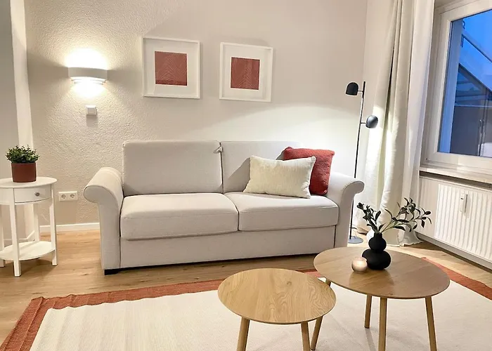 Westfluegel Mit Parkplatz Und Zentraler Lage Appartement *